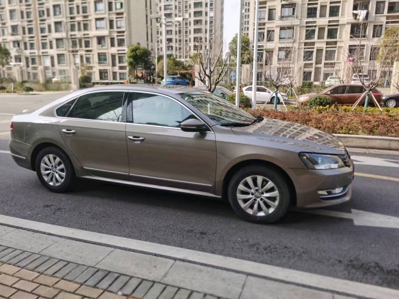 苏州14年大众帕萨特2