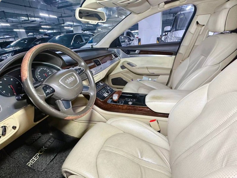 北京13年奥迪A8L6