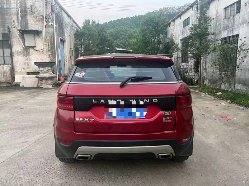 珠海16年陆风X72