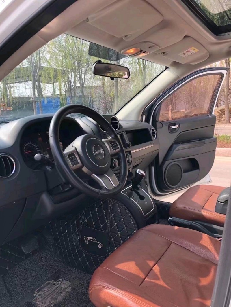 枣庄12年Jeep指南者6