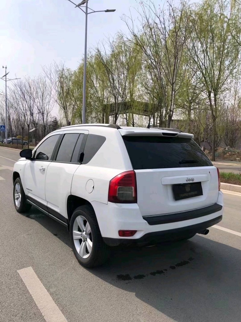 枣庄12年Jeep指南者8