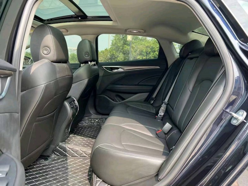 珠海21年别克君越5