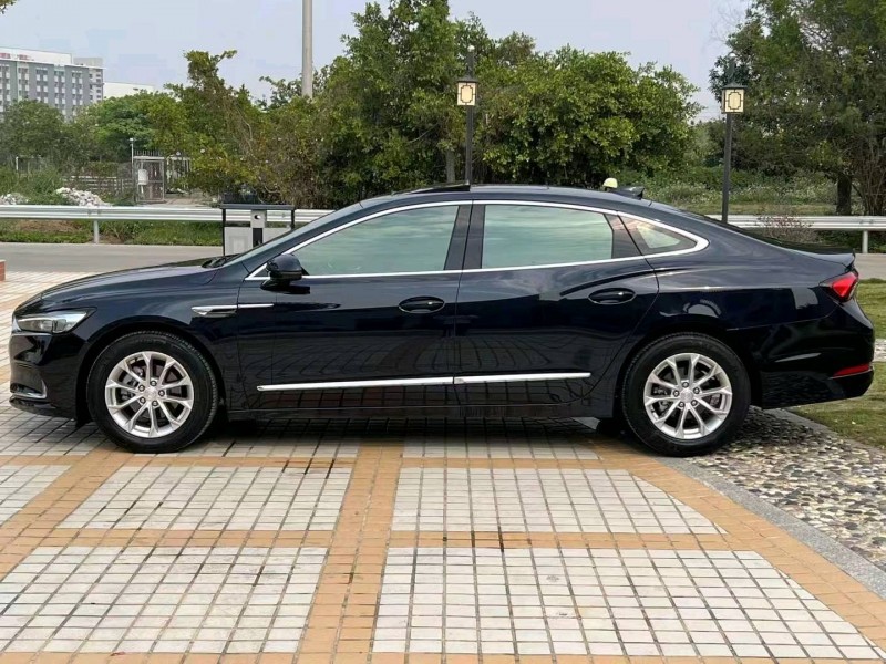 珠海21年别克君越6