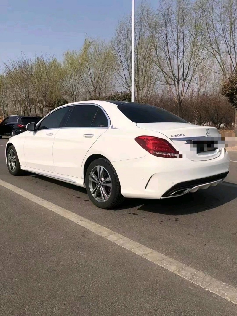 枣庄19年奔驰C8