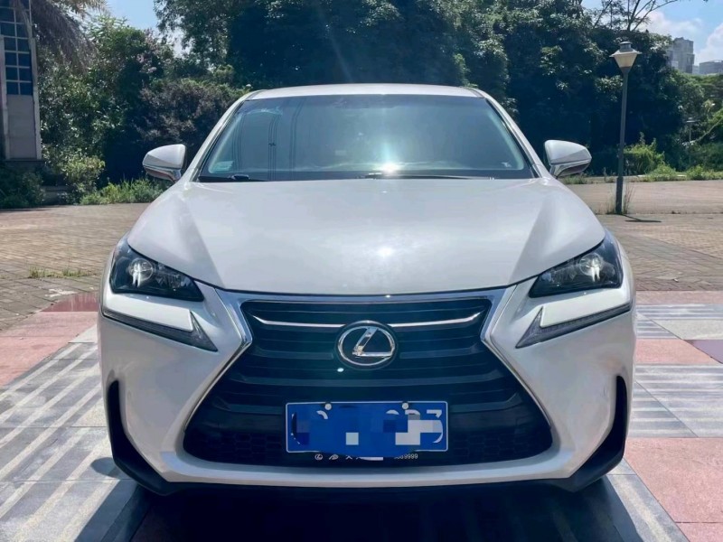 汕头15年雷克萨斯NX1