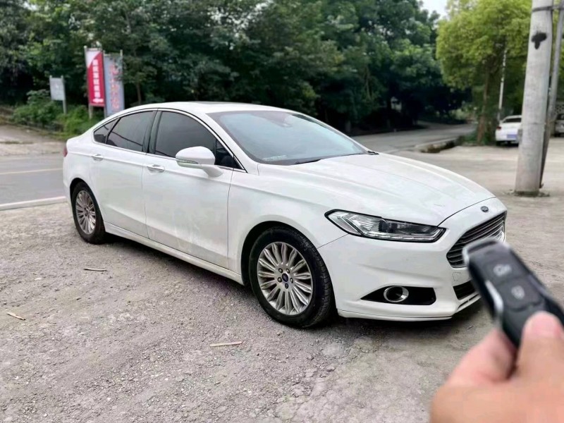 重庆15年福特蒙迪欧6