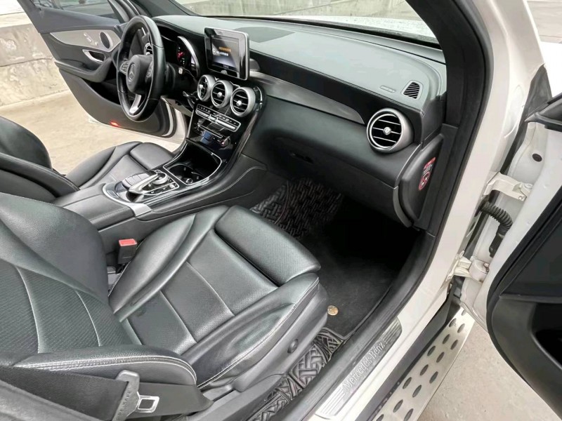 襄阳16年奔驰GLC4