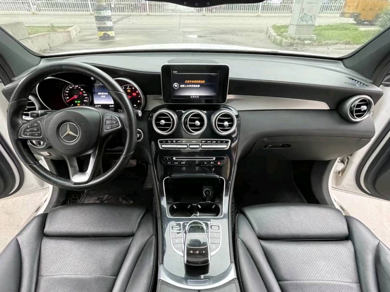 襄阳16年奔驰GLC6