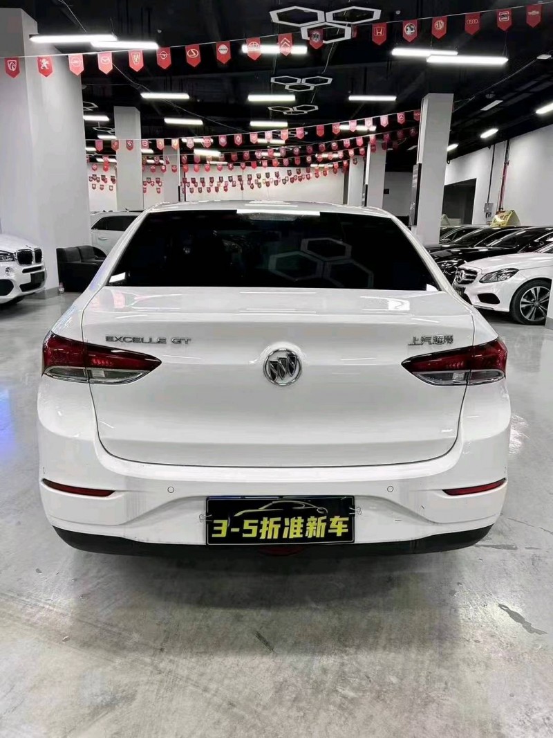 重庆22年别克英朗5