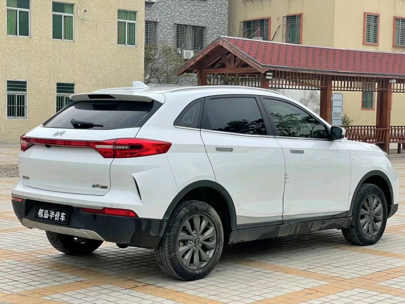 汕头21年威马汽车EX-58