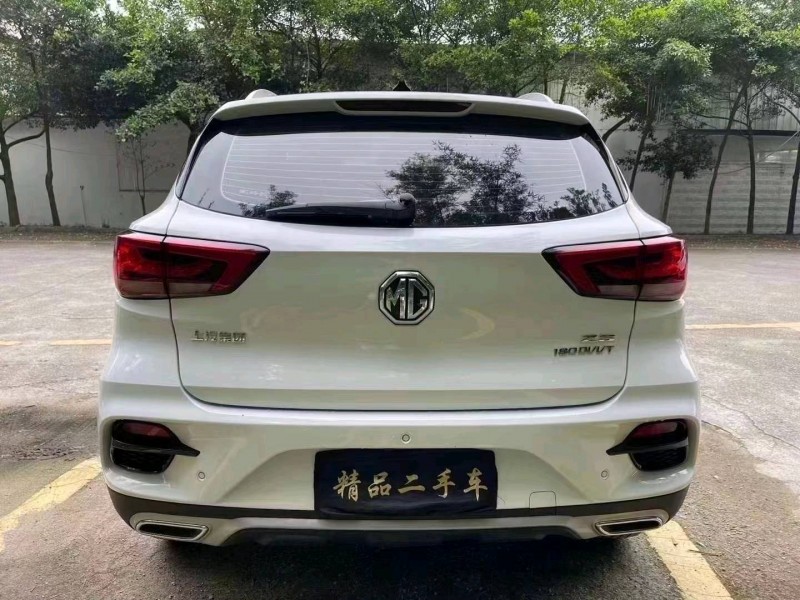 汕头21年名爵ZS7