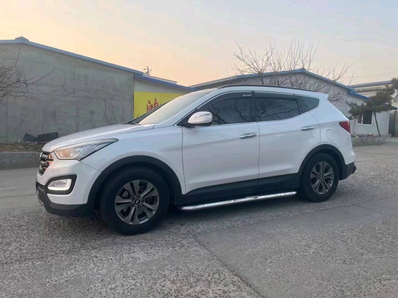 宜昌16年现代新胜达2