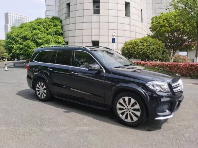 苏州17年奔驰GLS2