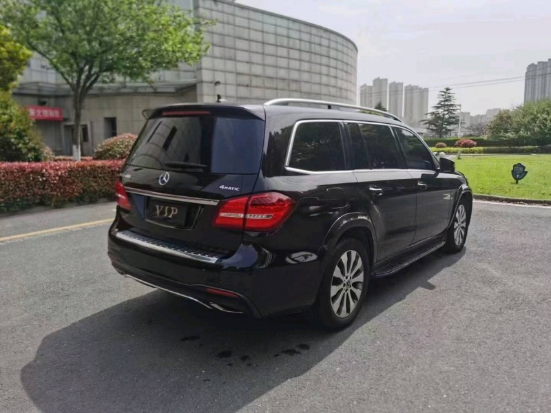苏州17年奔驰GLS7