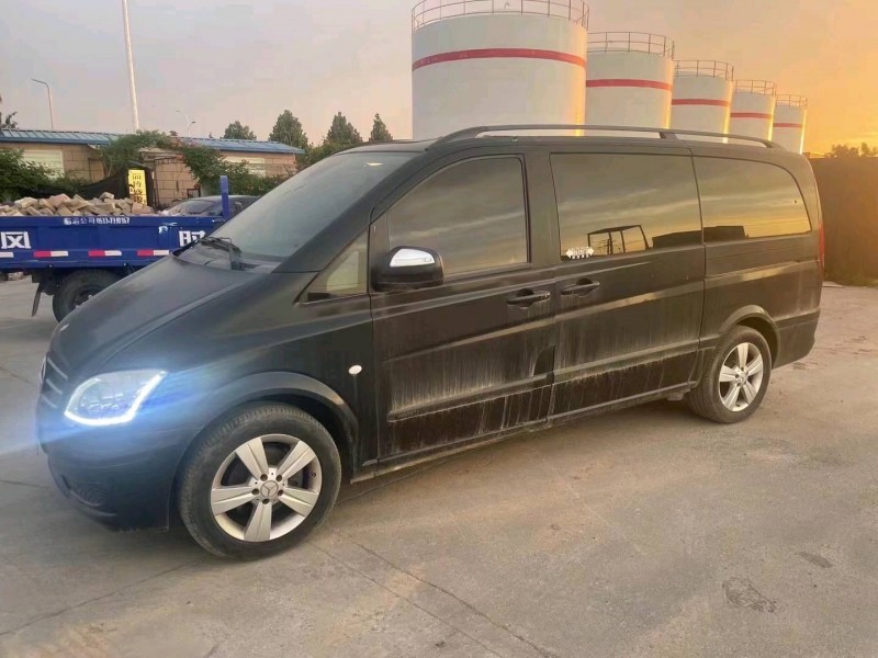 烟台13年奔驰唯雅诺2