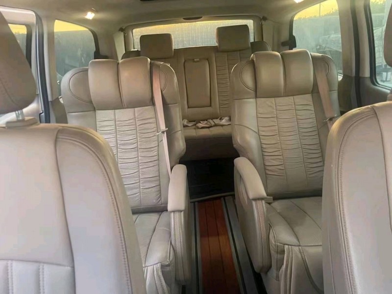 烟台13年奔驰唯雅诺3