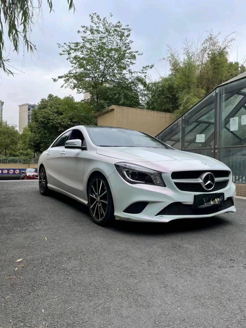 成都16年奔驰CLA1