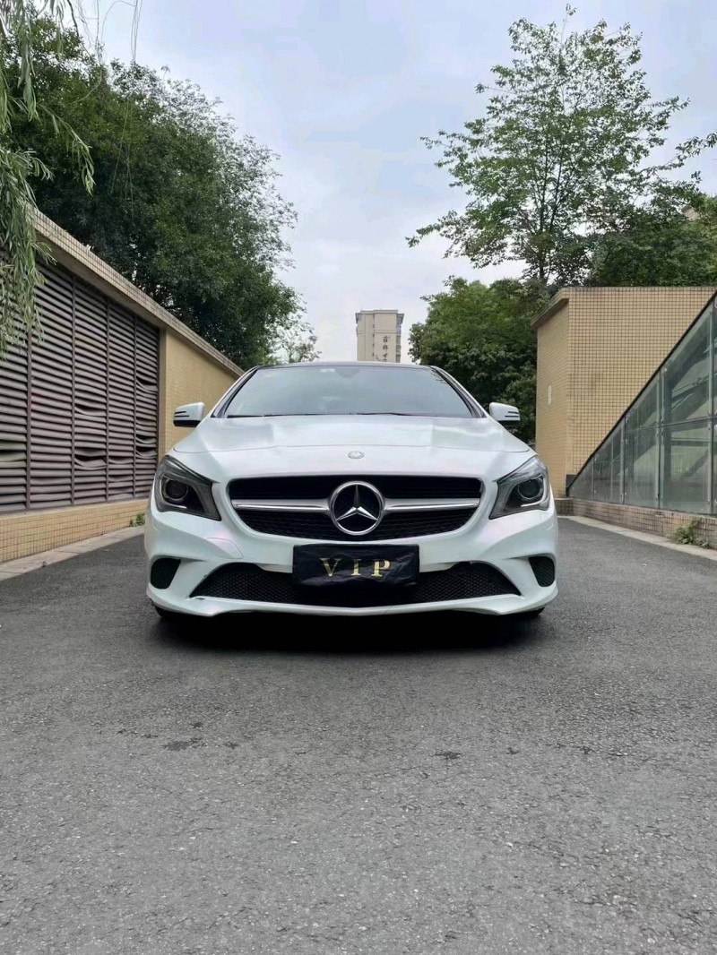 成都16年奔驰CLA2