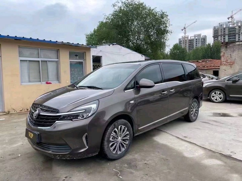 东营21年别克GL82