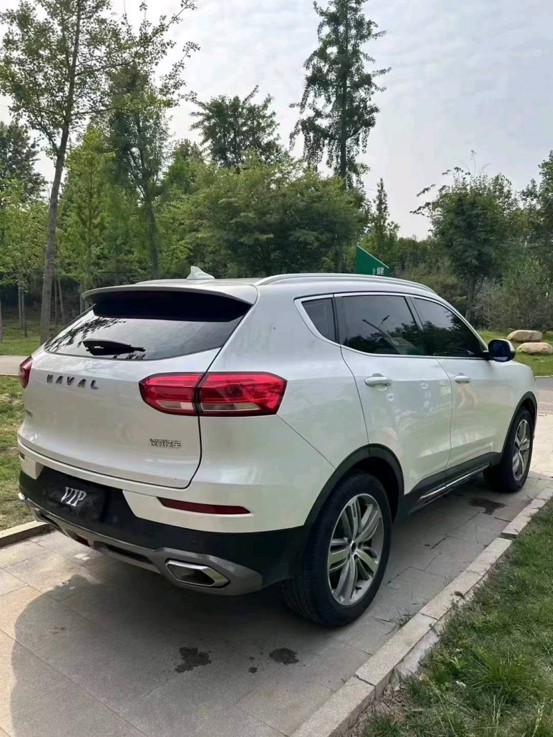 济宁18年哈弗H64