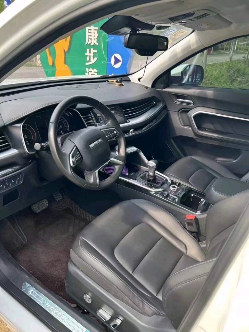 济宁18年哈弗H68