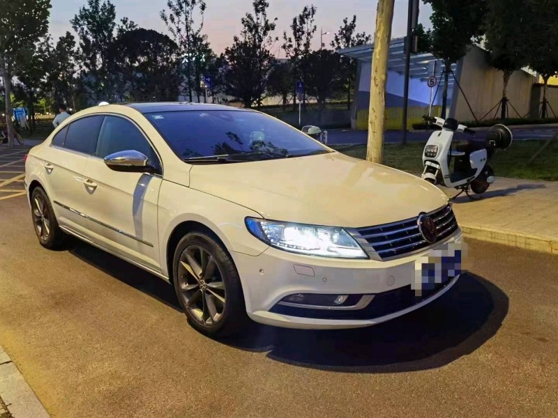 武汉16年大众CC8