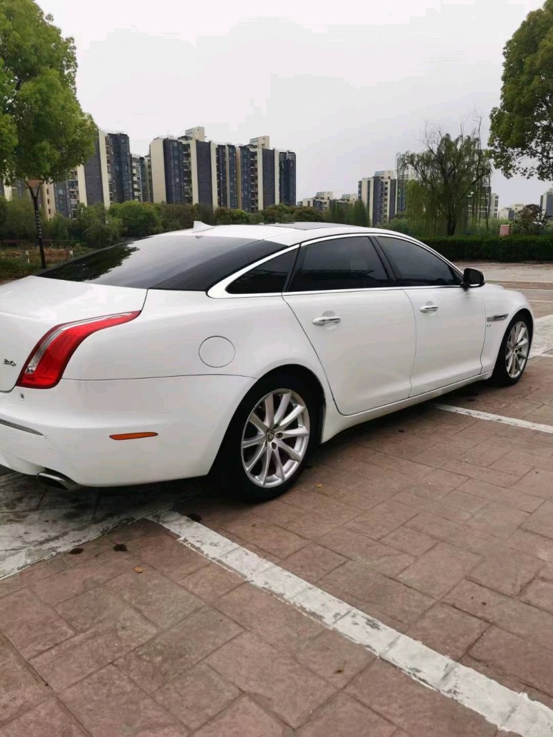 常州13年捷豹XJL4