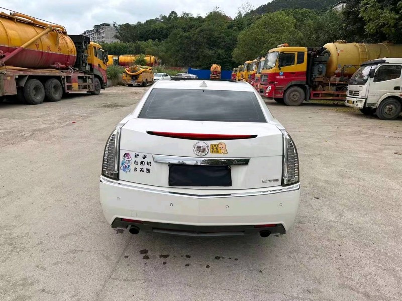 梧州11年凯迪拉克XTS3