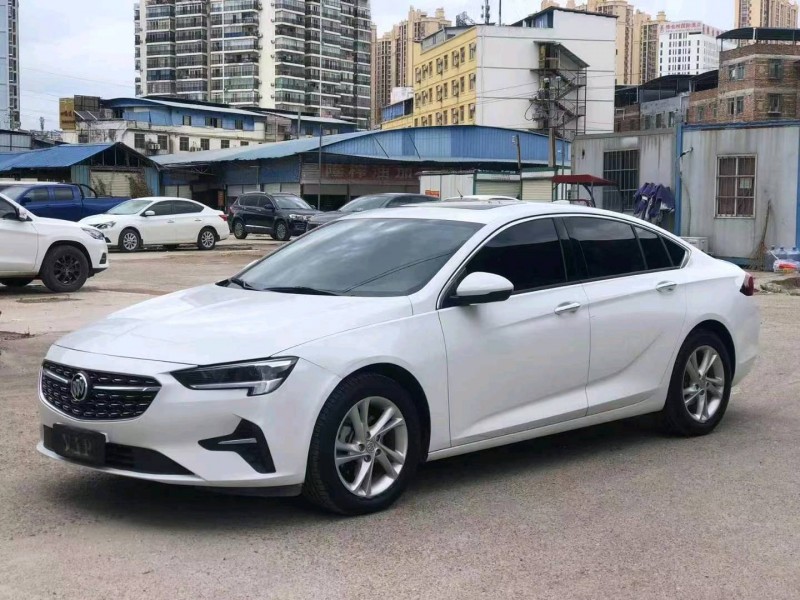 梧州21年别克君威2