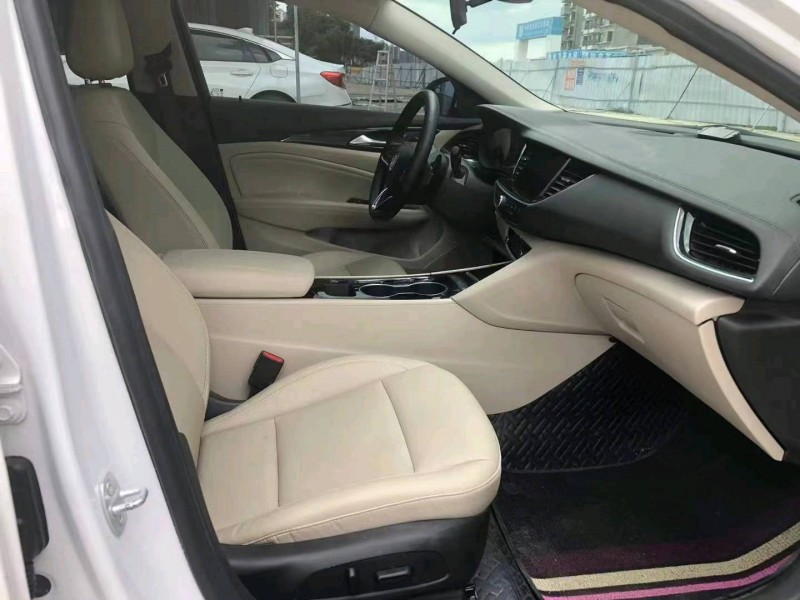 梧州21年别克君威5