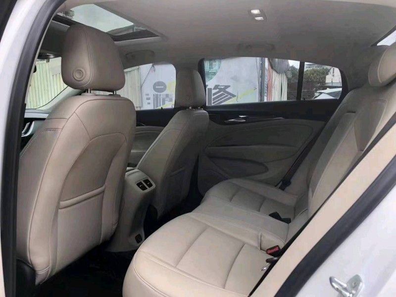 梧州21年别克君威6