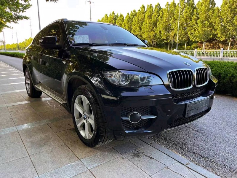 东营11年宝马X62