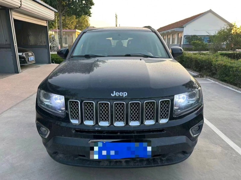 枣庄14年Jeep指南者1