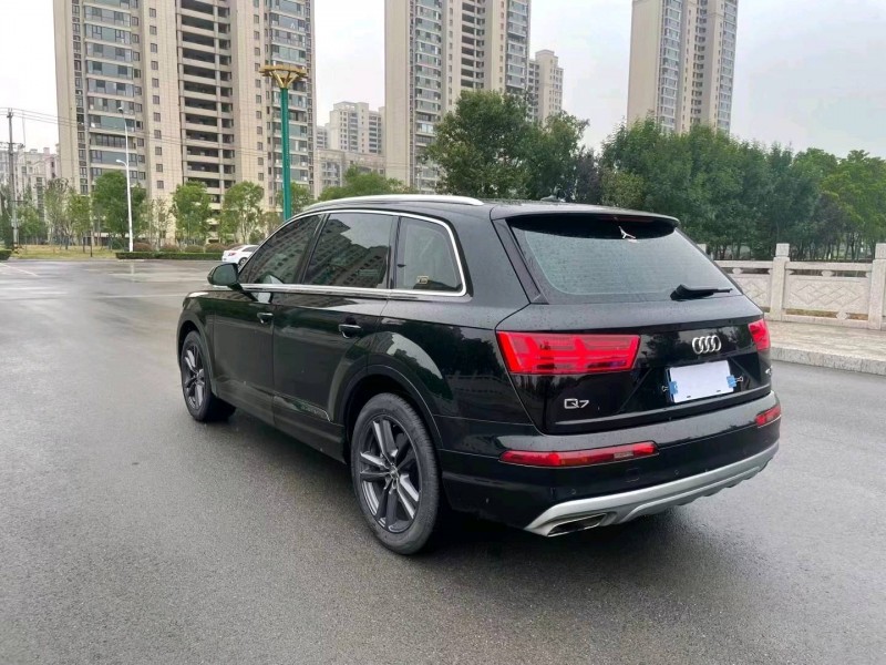 徐州16年奥迪Q76