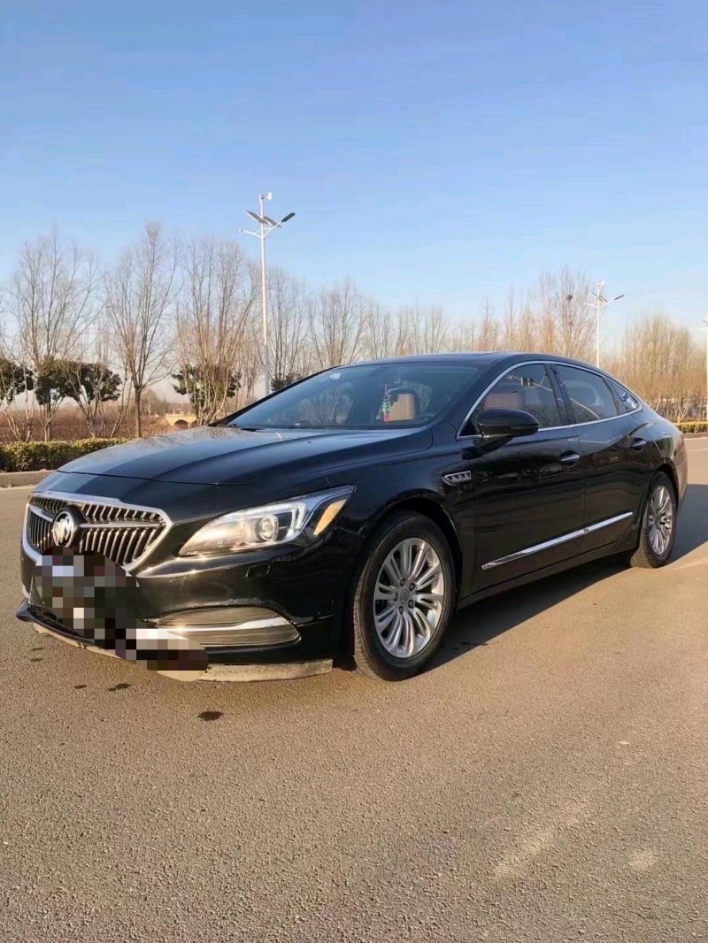 枣庄17年别克君越2