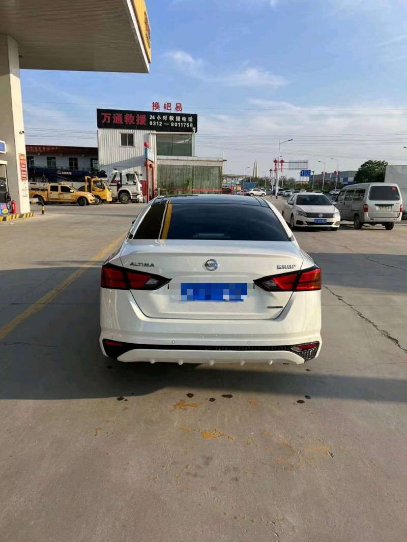 保定20年日产天籁9