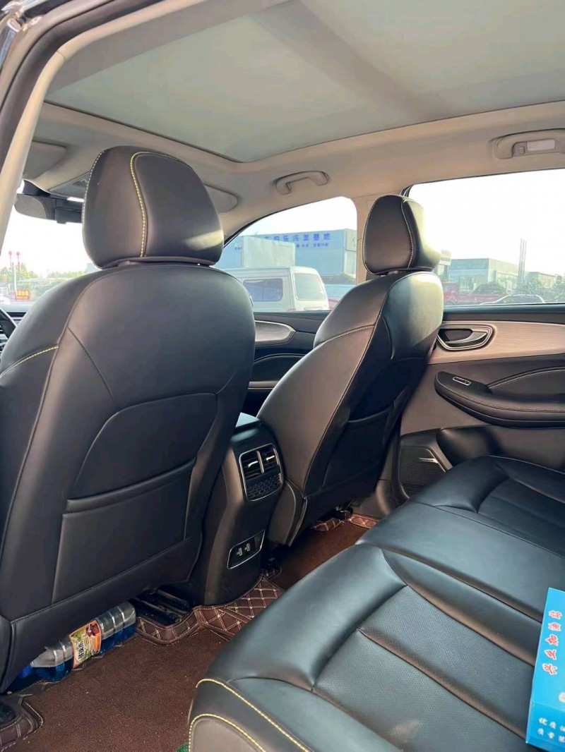 保定21年荣威RX55