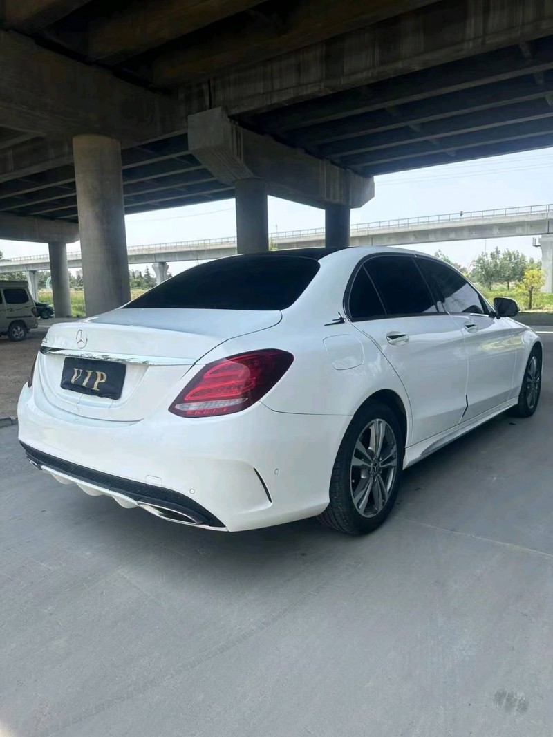 东营17年奔驰C6