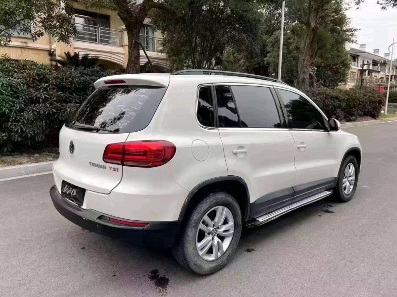 嘉兴15年大众途观4