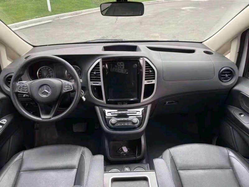 湖州17年奔驰威霆6