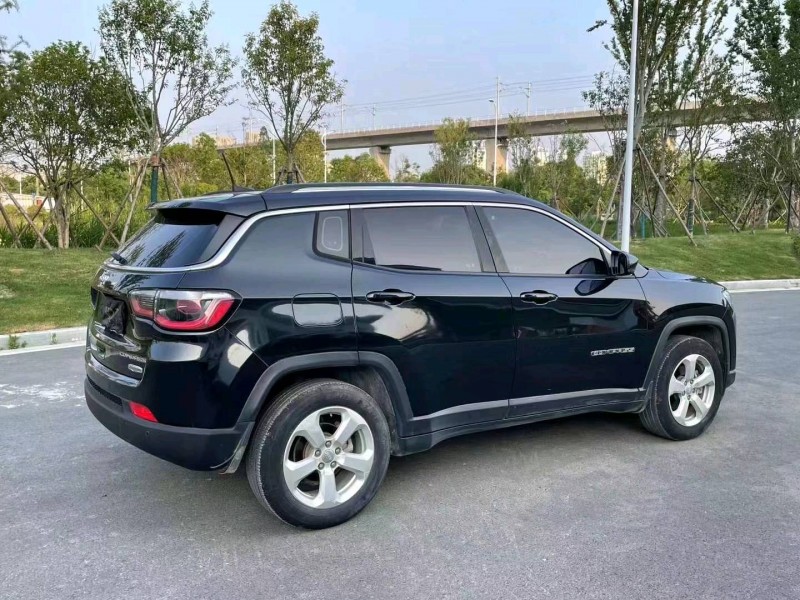 湖州17年Jeep指南者4