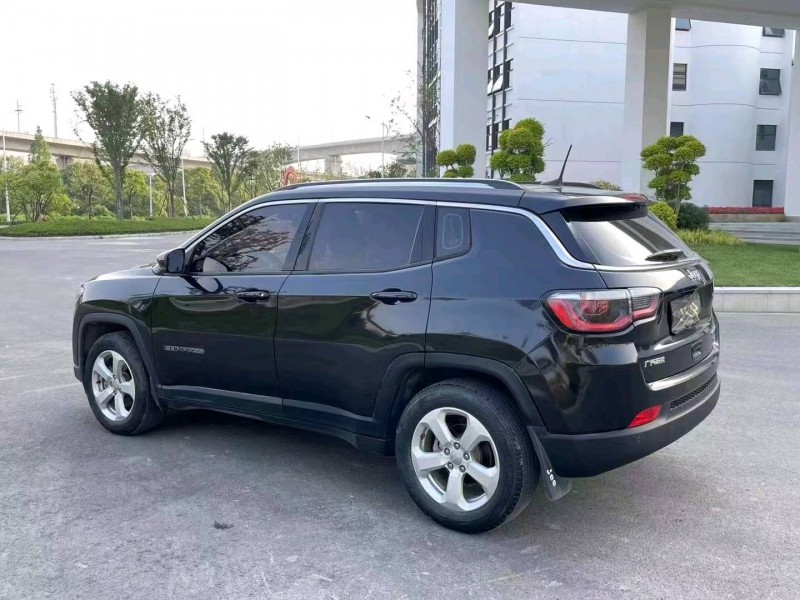 湖州17年Jeep指南者7