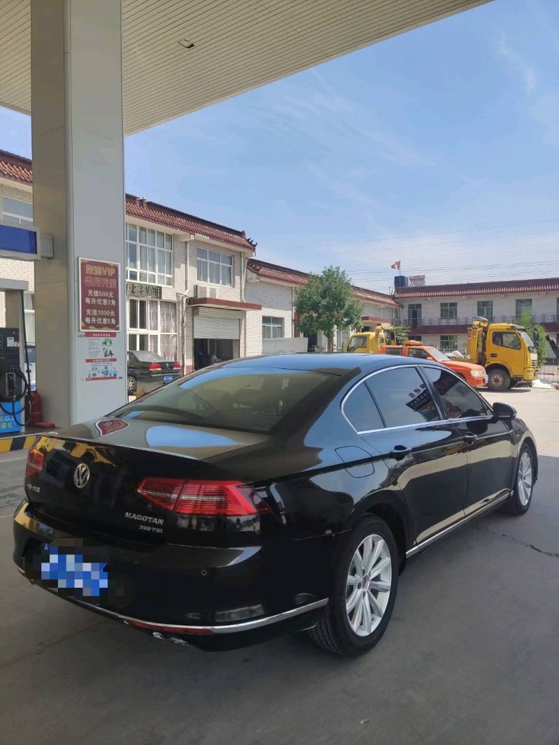 保定18年大众迈腾8