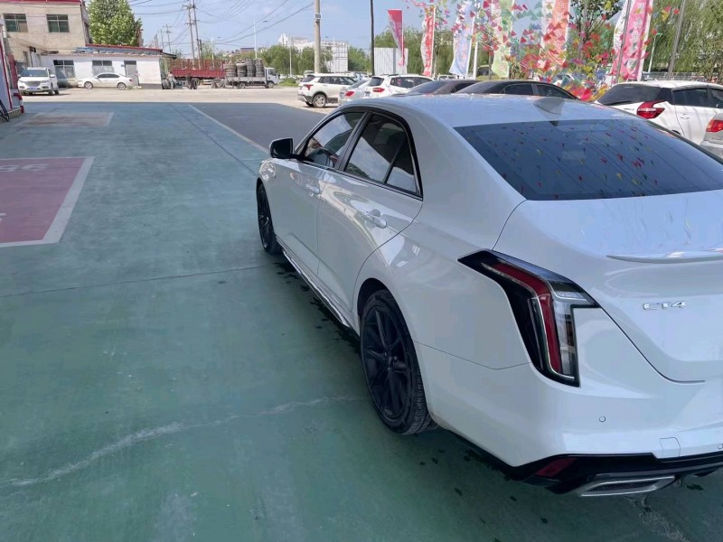 保定21年凯迪拉克CT44