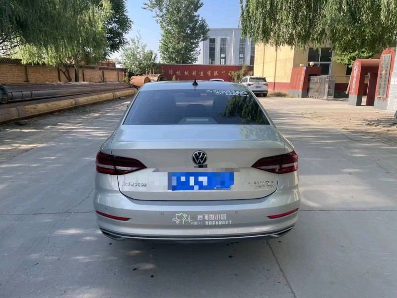 保定21年大众朗逸8