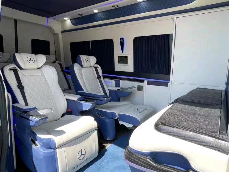 盐城15年奔驰斯宾特4