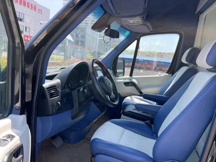 盐城15年奔驰斯宾特6