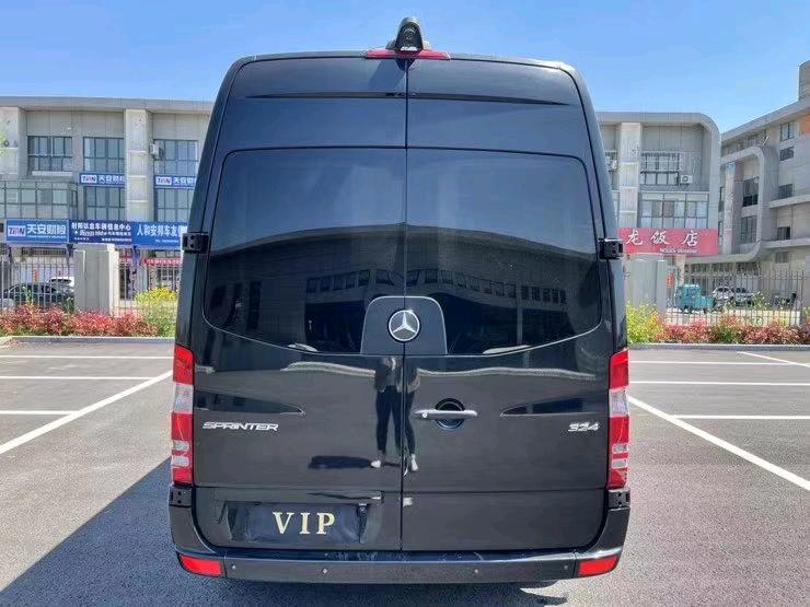 盐城15年奔驰斯宾特9