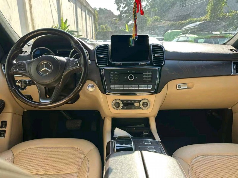 重庆17年奔驰GLS9