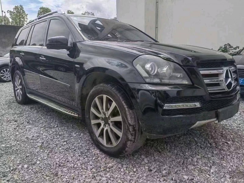 重庆12年奔驰GL9